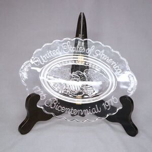 1776 BICENTENNIAL OVAL PLATE CLEAR GLASS 9" X 6.5"  Bicentennial Eagle
